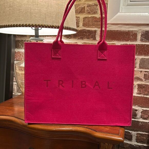 Tribal Pink Felt Bag Breast Cancer Awareness Rare - Picture 1 of 6